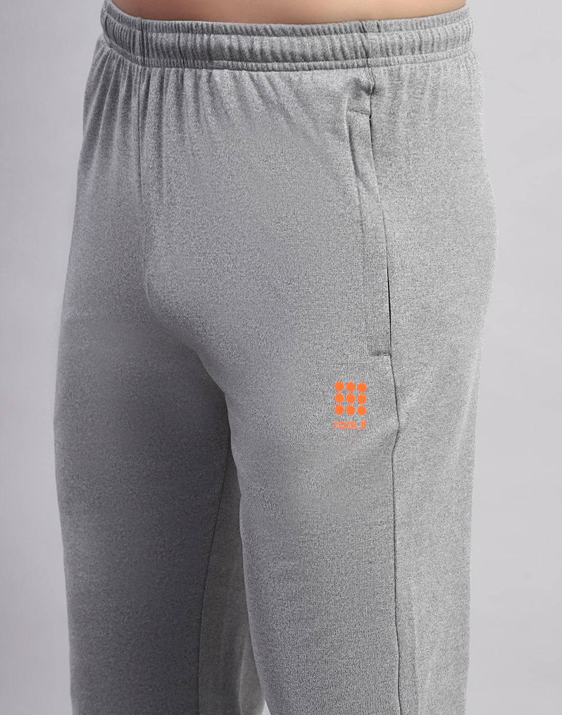 Rock.it Men Grey Solid Mock Neck Full Sleeve Tracksuit