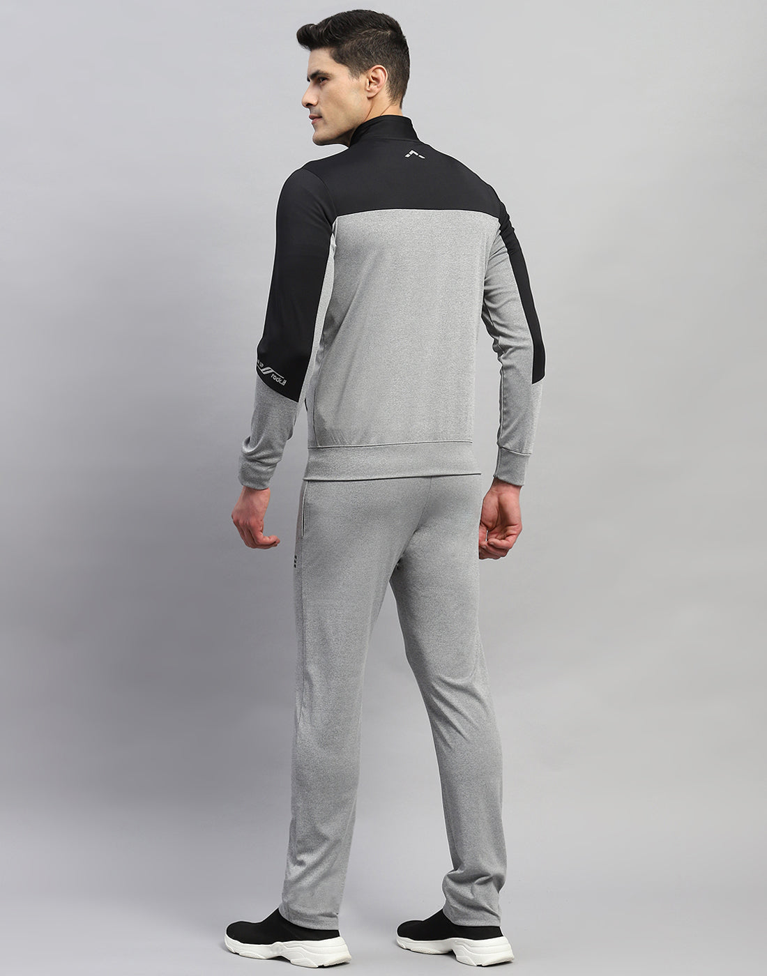 Rock.it Men Grey Melange Solid Round Neck Full Sleeve Tracksuit