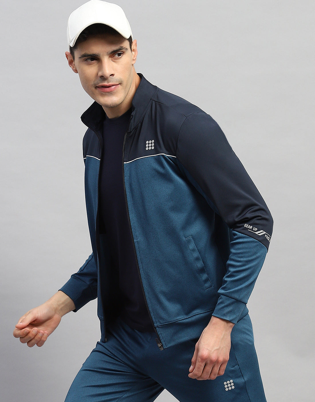 Rock.it Men Teal Blue Solid Round Neck Full Sleeve Tracksuit