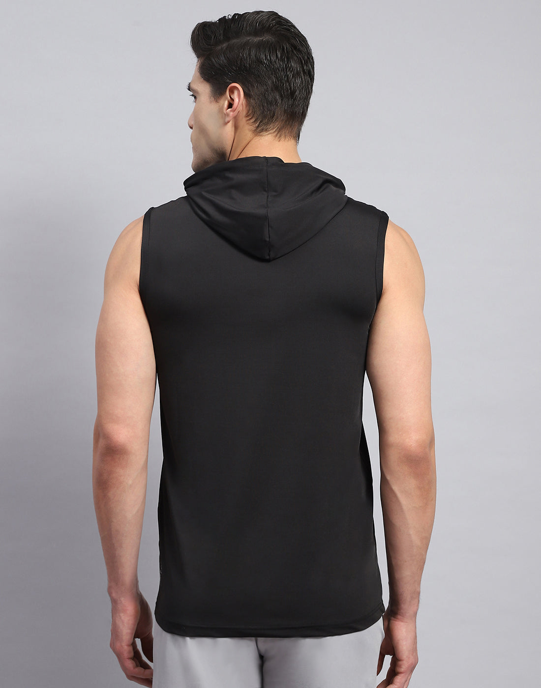 Men Black Solid Hooded Sleeveless T-Shirt