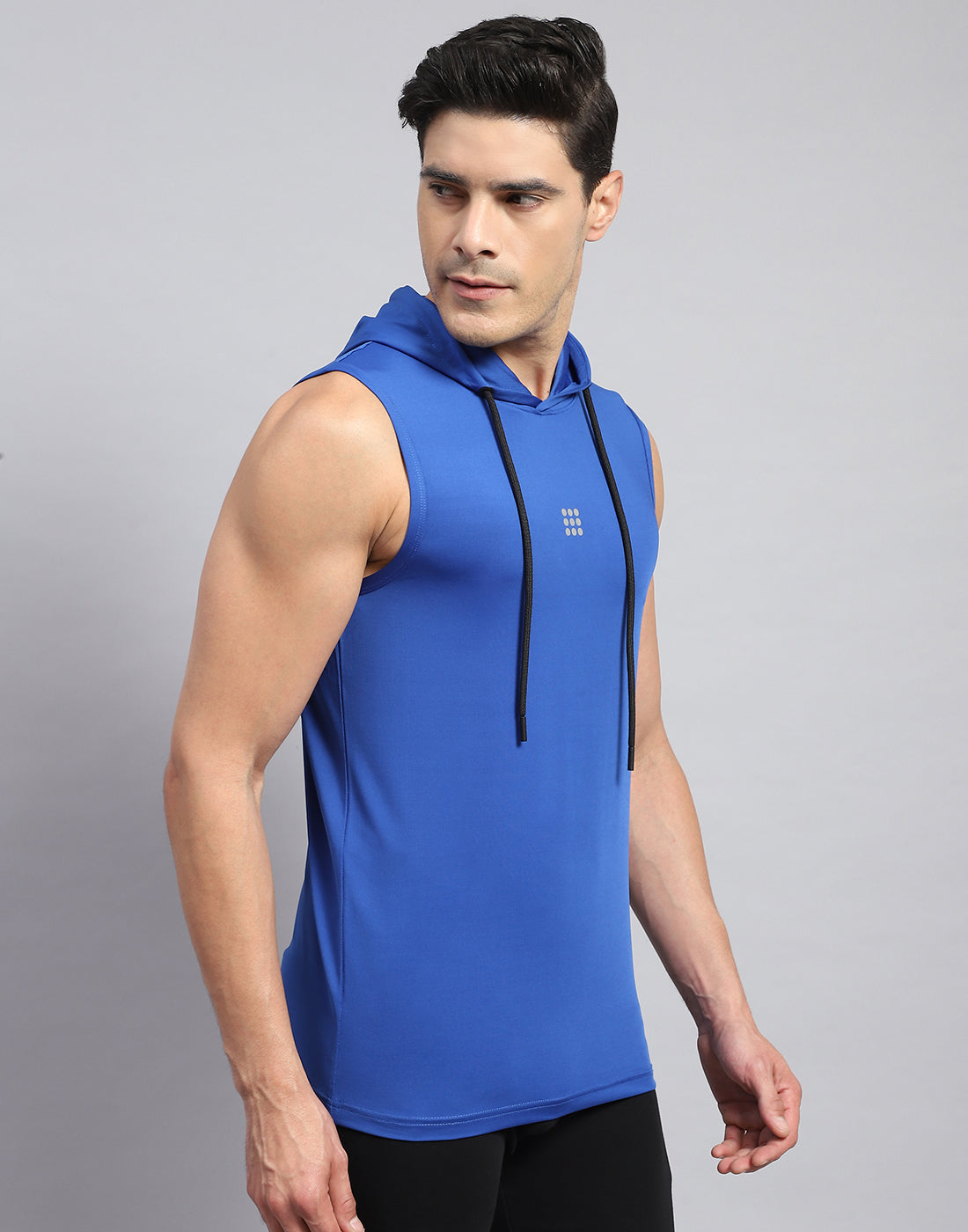 Rock.it Men Royal Blue Solid Hooded Sleeveless T-Shirt