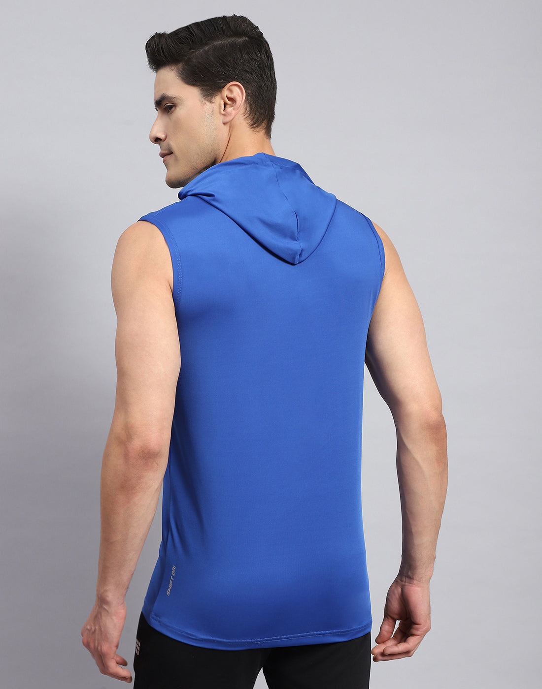 Men Royal Blue Solid Hooded Sleeveless T-Shirt