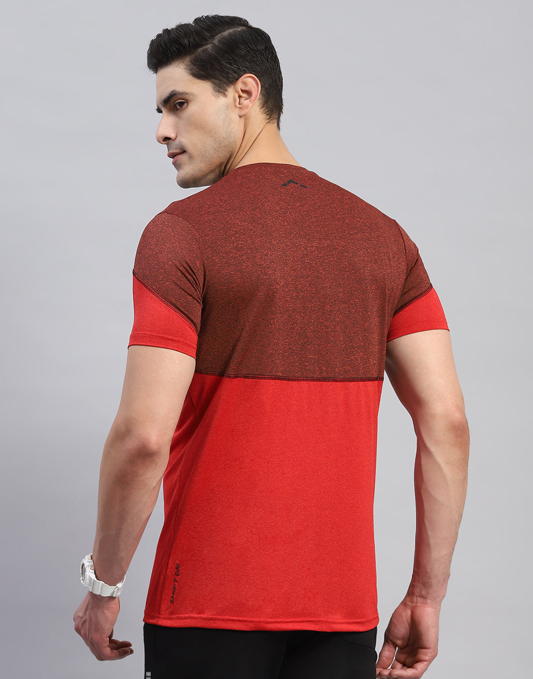 Rock.it Men Red Solid Round Neck Half Sleeve T-Shirt