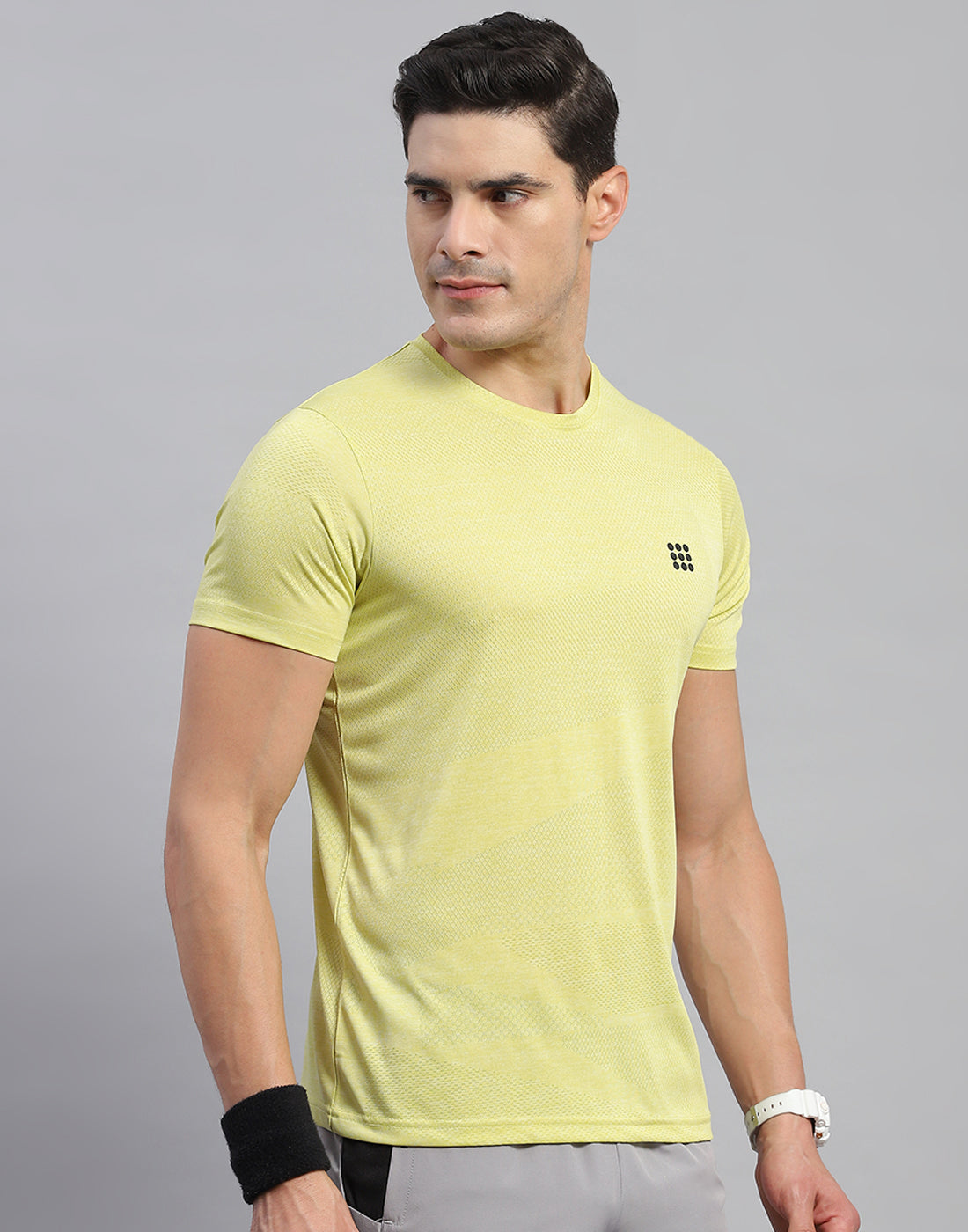 Rock.it Men Yellow Self Design Round Neck Half Sleeve T-Shirt
