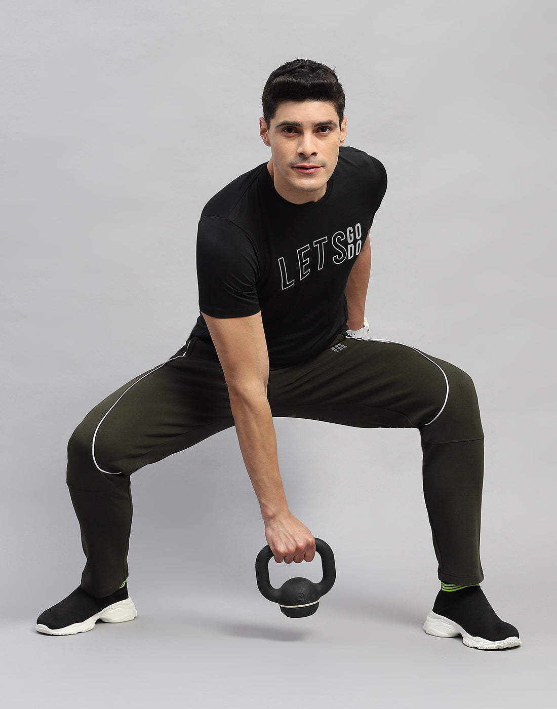 Rock.it Men Black Self Design Round Neck Half Sleeve T-Shirt