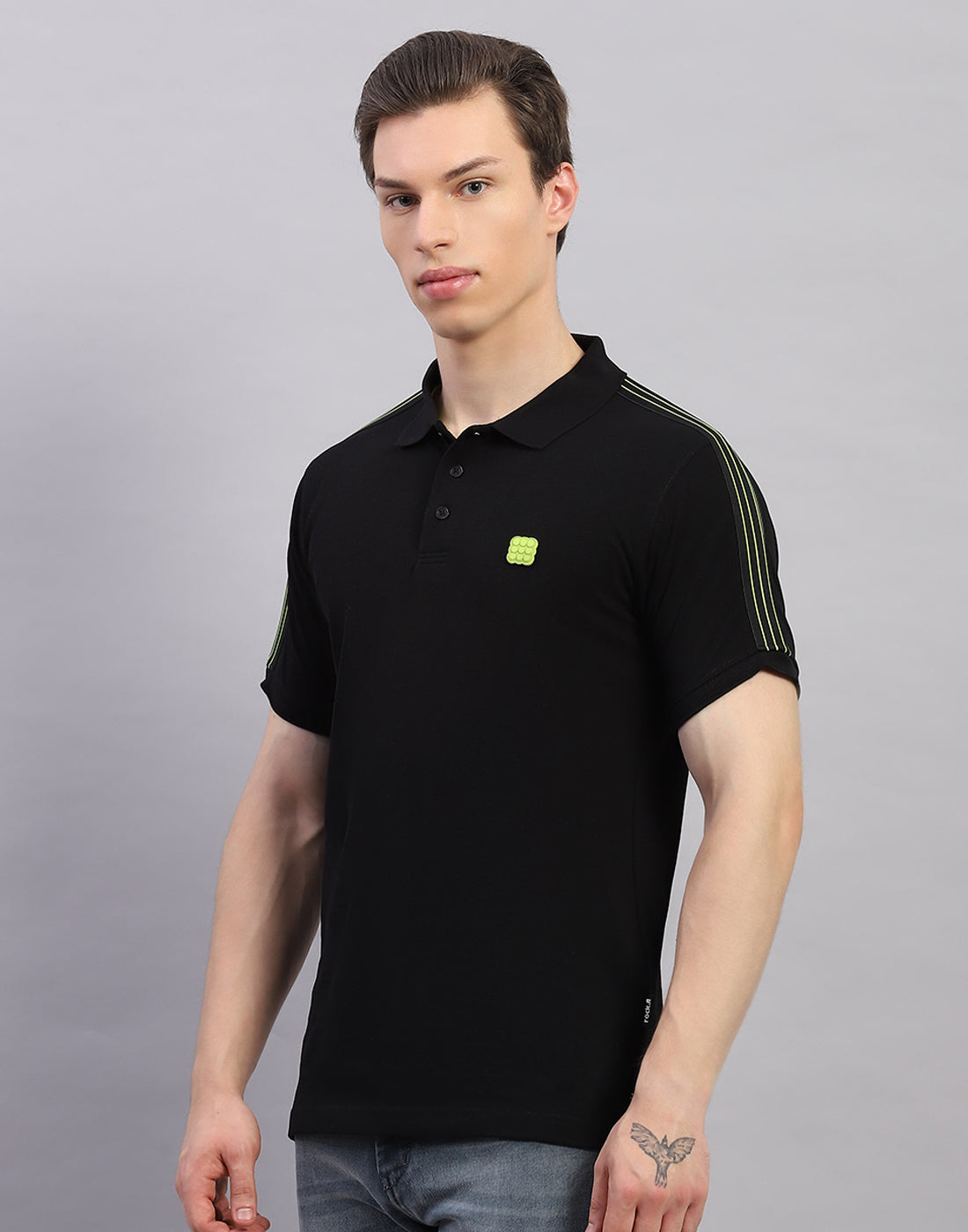 Rock.it Men Black Solid Polo Collar Half Sleeve T-Shirt