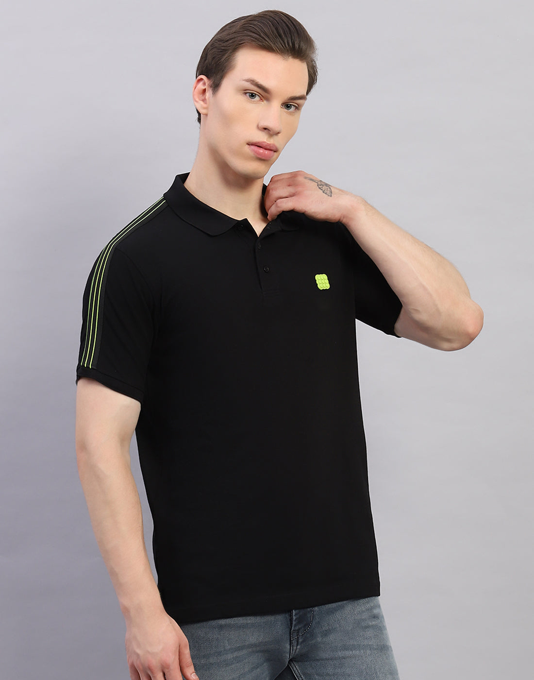 Rock.it Men Black Solid Polo Collar Half Sleeve T-Shirt