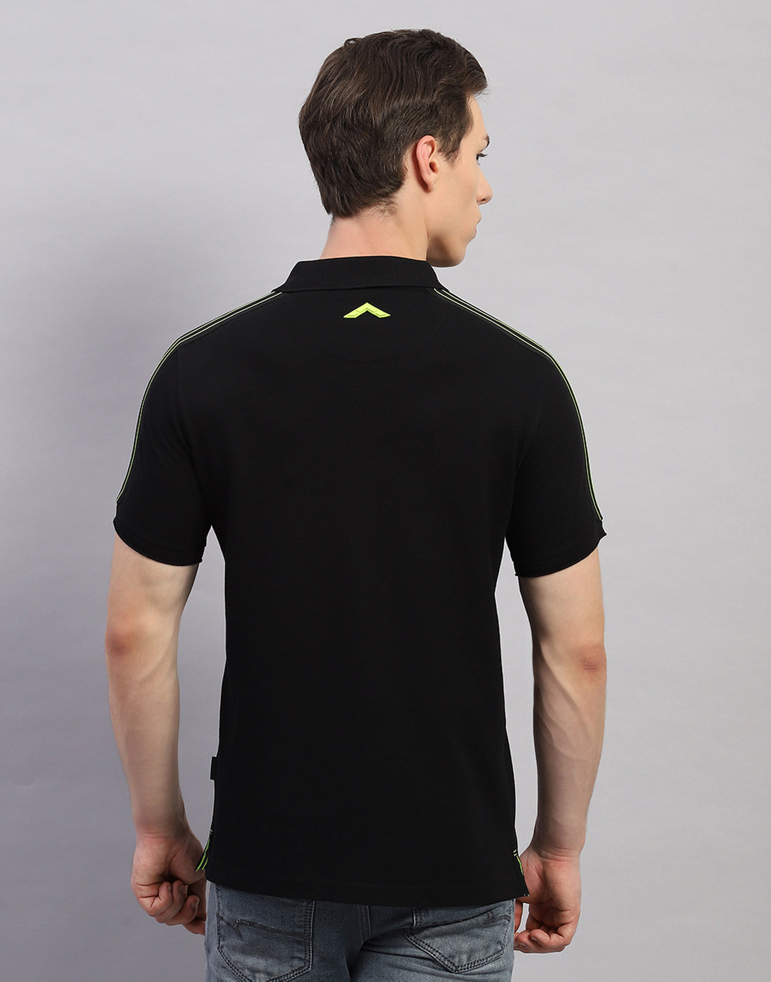 Rock.it Men Black Solid Polo Collar Half Sleeve T-Shirt