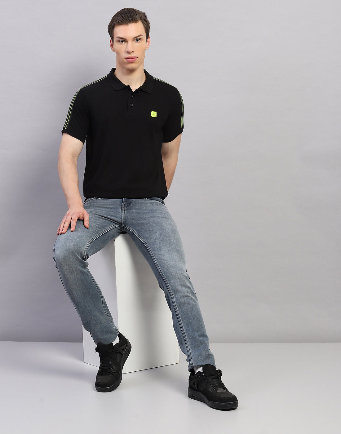 Denim Shirt With Black T Shirt Men Black Solid Polo Collar Half