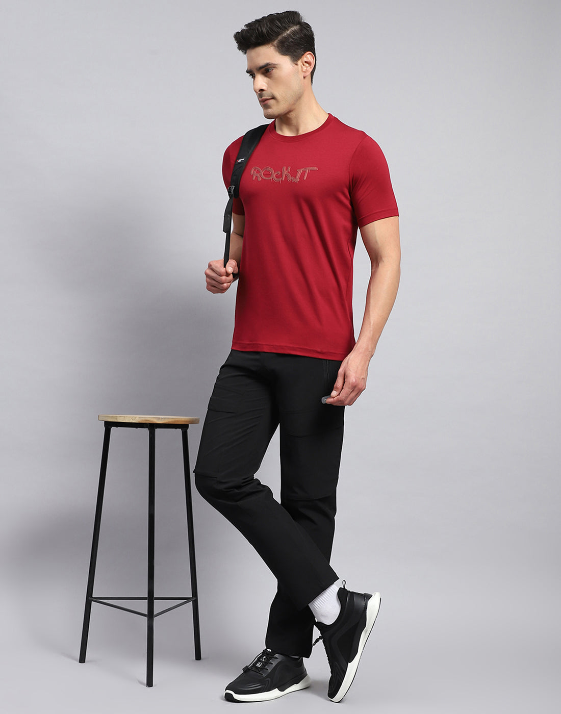 Rock.it Men Red Solid Round Neck Half Sleeve T-Shirt