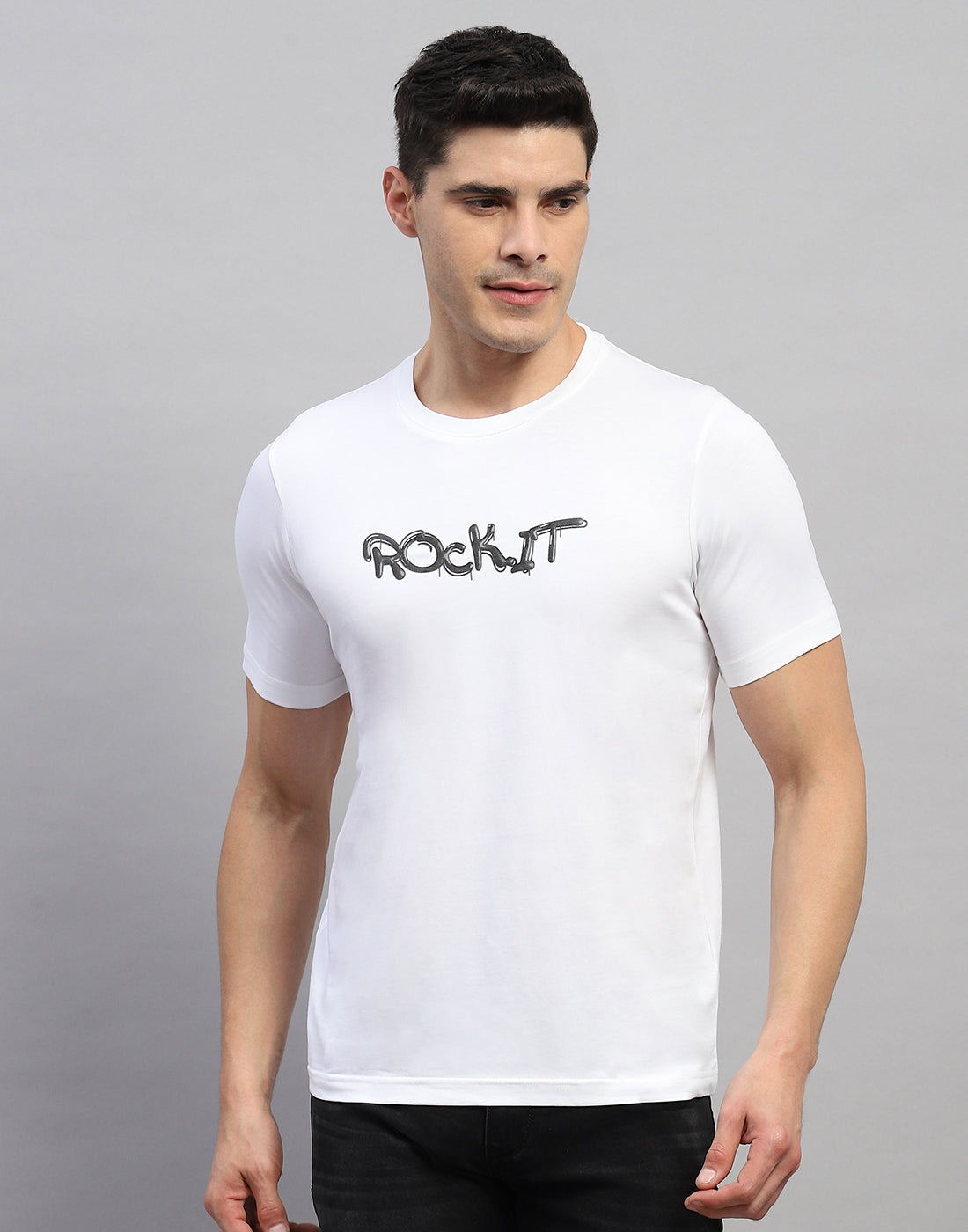 Rock.it Men White Solid Round Neck Half Sleeve T-Shirt