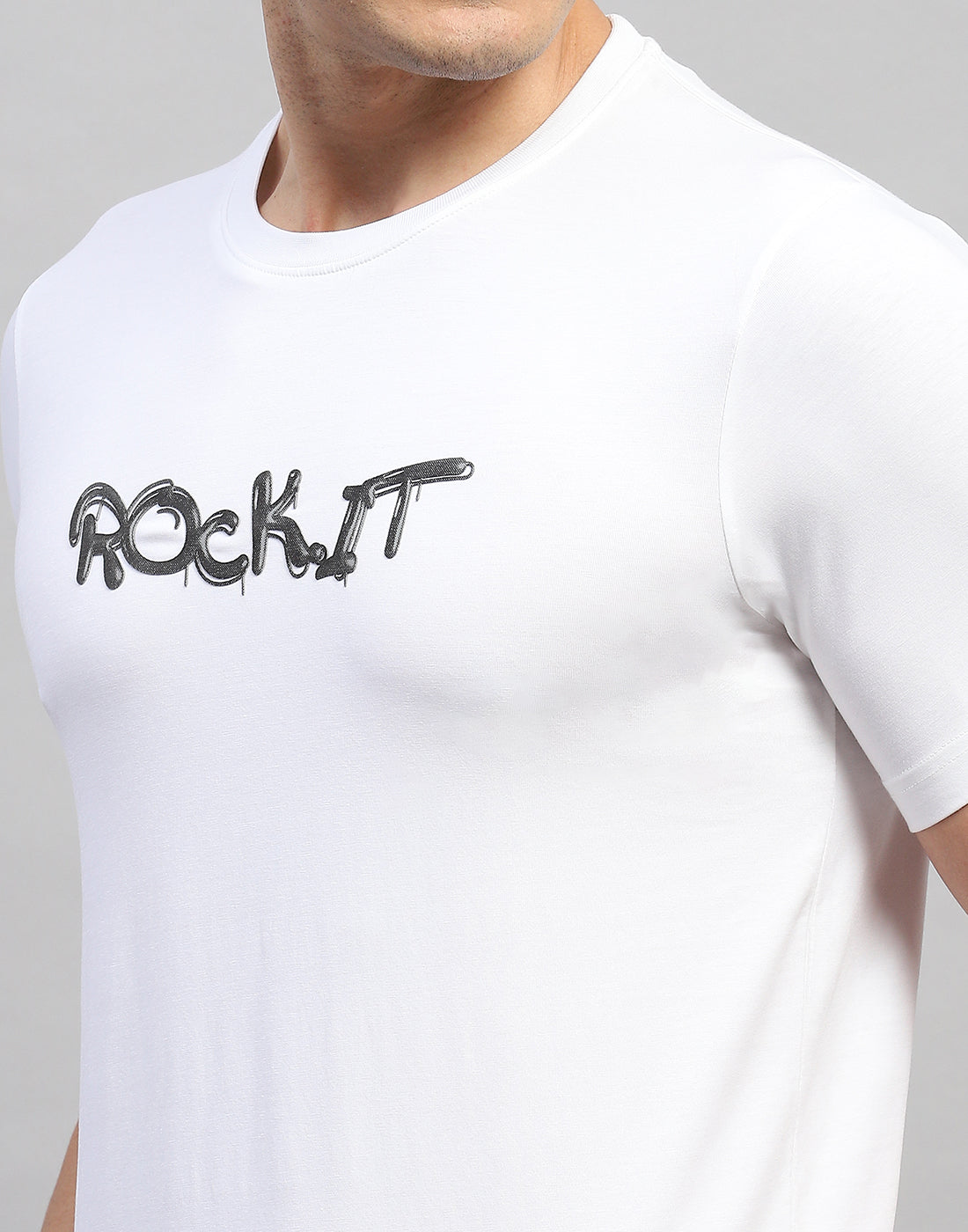 Rock.it Men White Solid Round Neck Half Sleeve T-Shirt