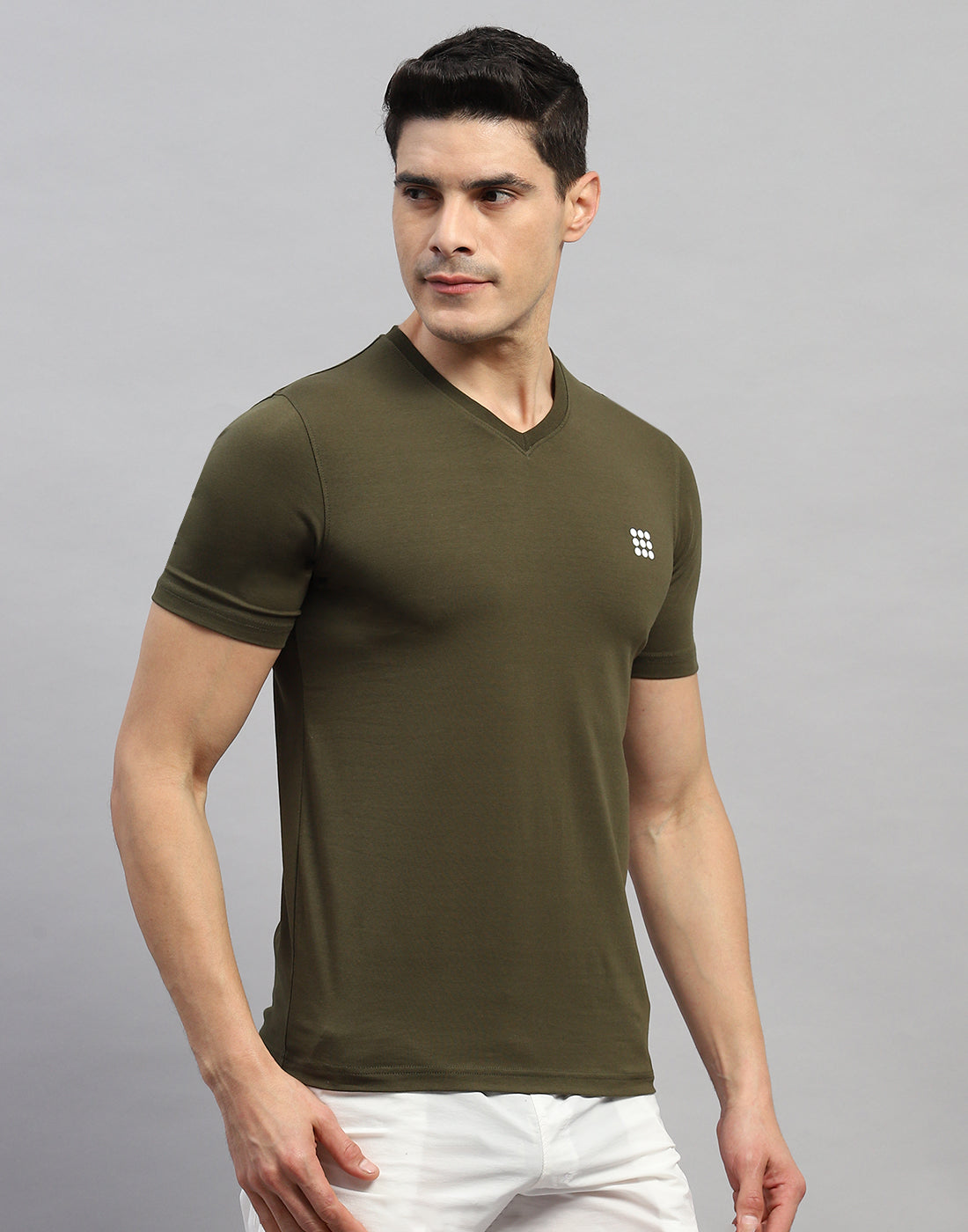 Men Olive Solid V Neck Half Sleeve T-Shirt