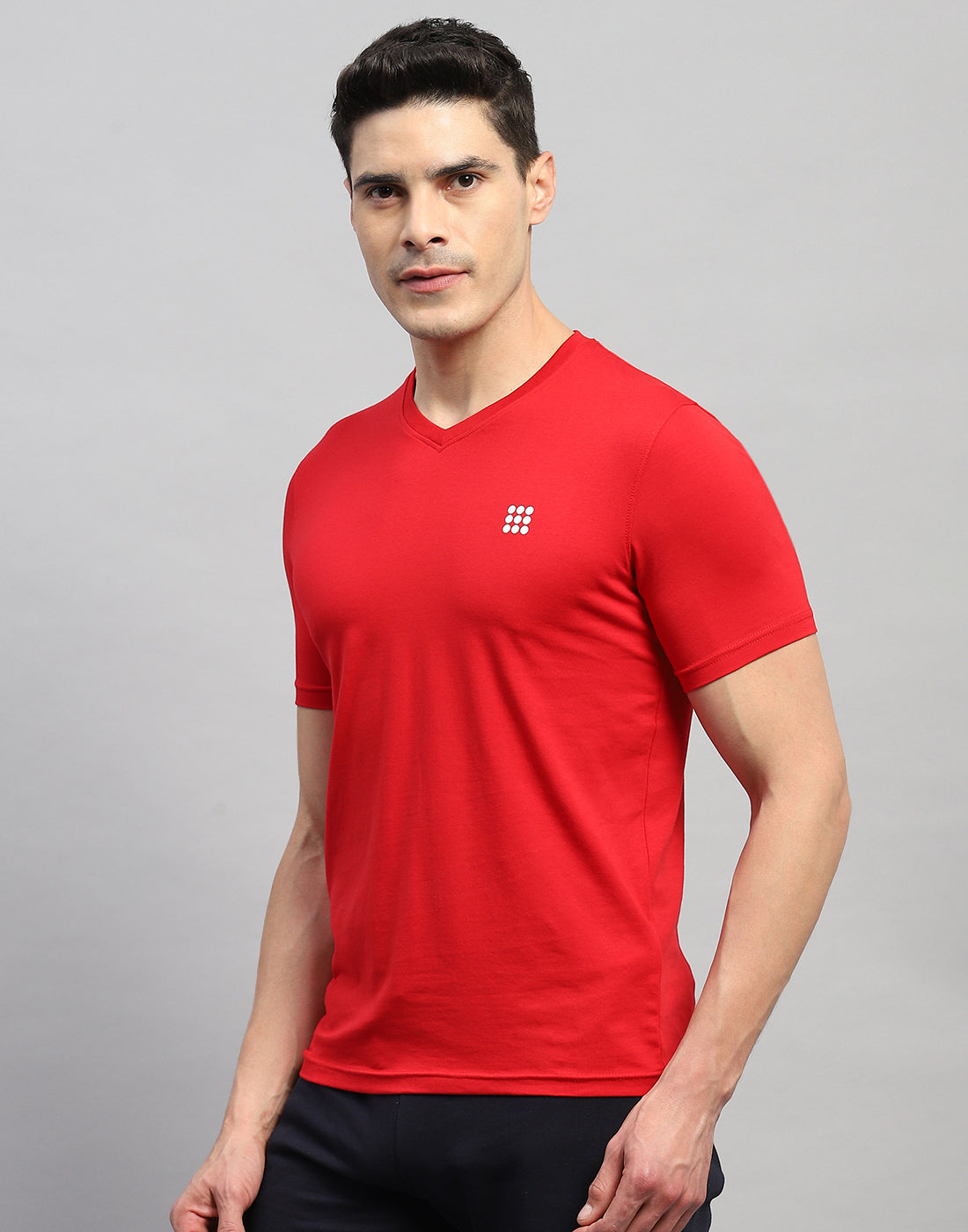 Men Red Solid V Neck Half Sleeve T-Shirt