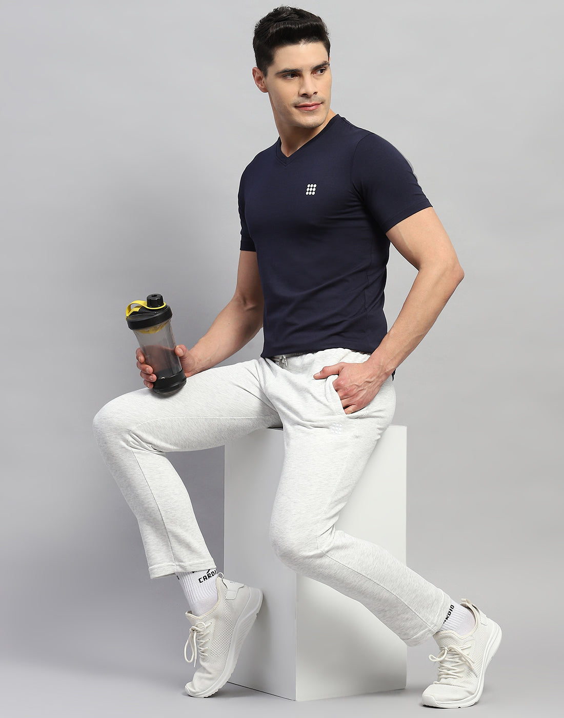 Rock.it Men Navy Blue Solid V Neck Half Sleeve T-Shirt