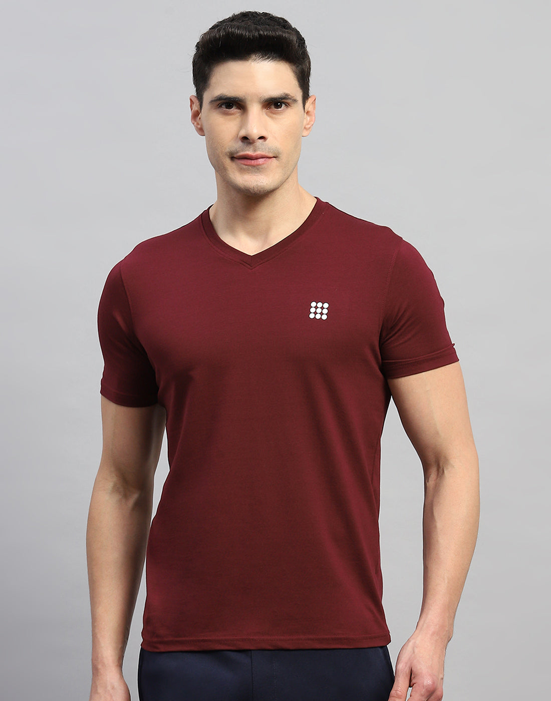 Rock.it Men Maroon Solid V Neck Half Sleeve T-Shirt