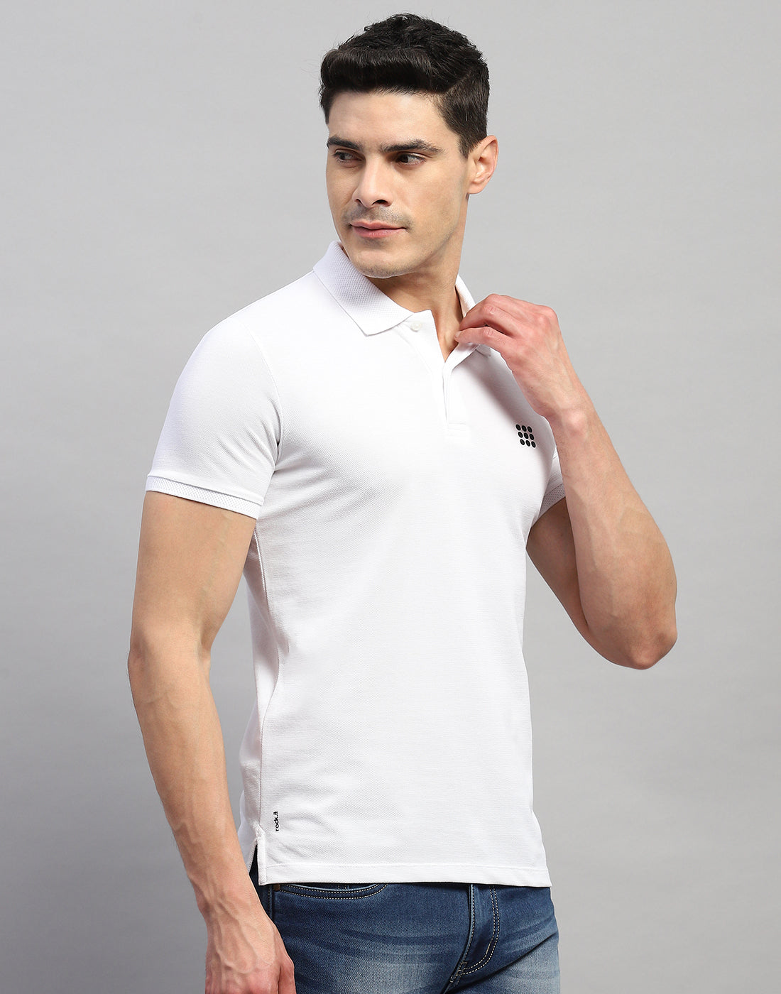 Rock.it Men White Solid Polo Collar Half Sleeve T-Shirt