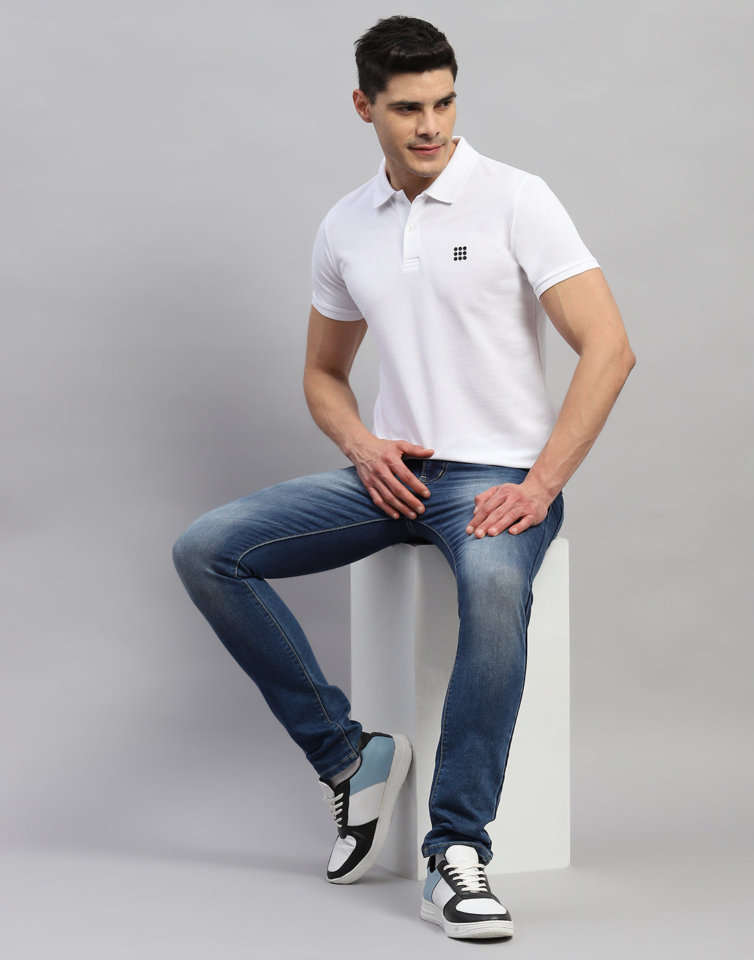 Rock.it Men White Solid Polo Collar Half Sleeve T-Shirt