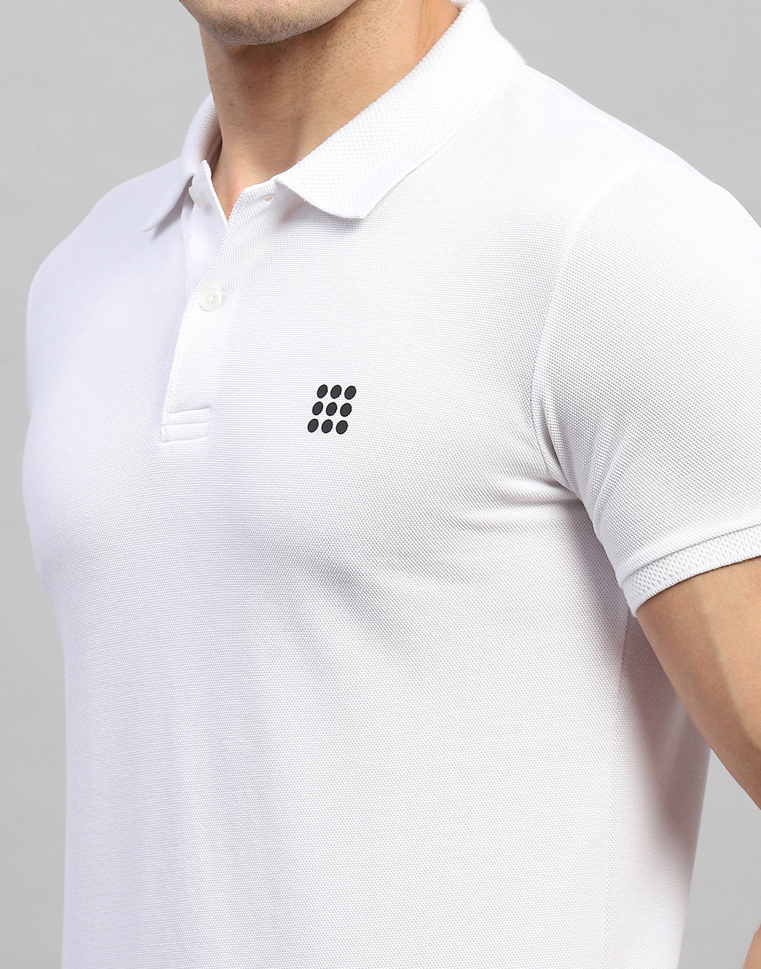 Rock.it Men White Solid Polo Collar Half Sleeve T-Shirt