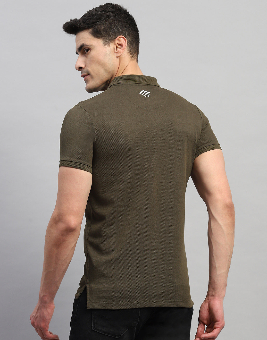 Men Olive Solid Polo Collar Half Sleeve T-Shirt