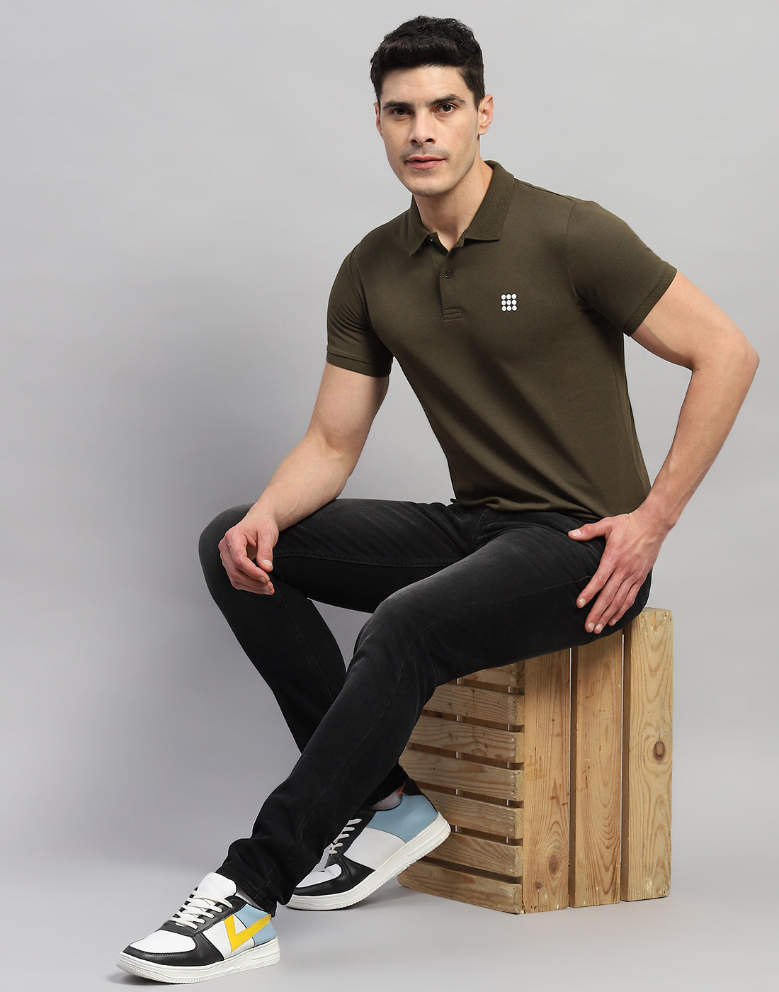 Rock.it Men Olive Solid Polo Collar Half Sleeve T-Shirt