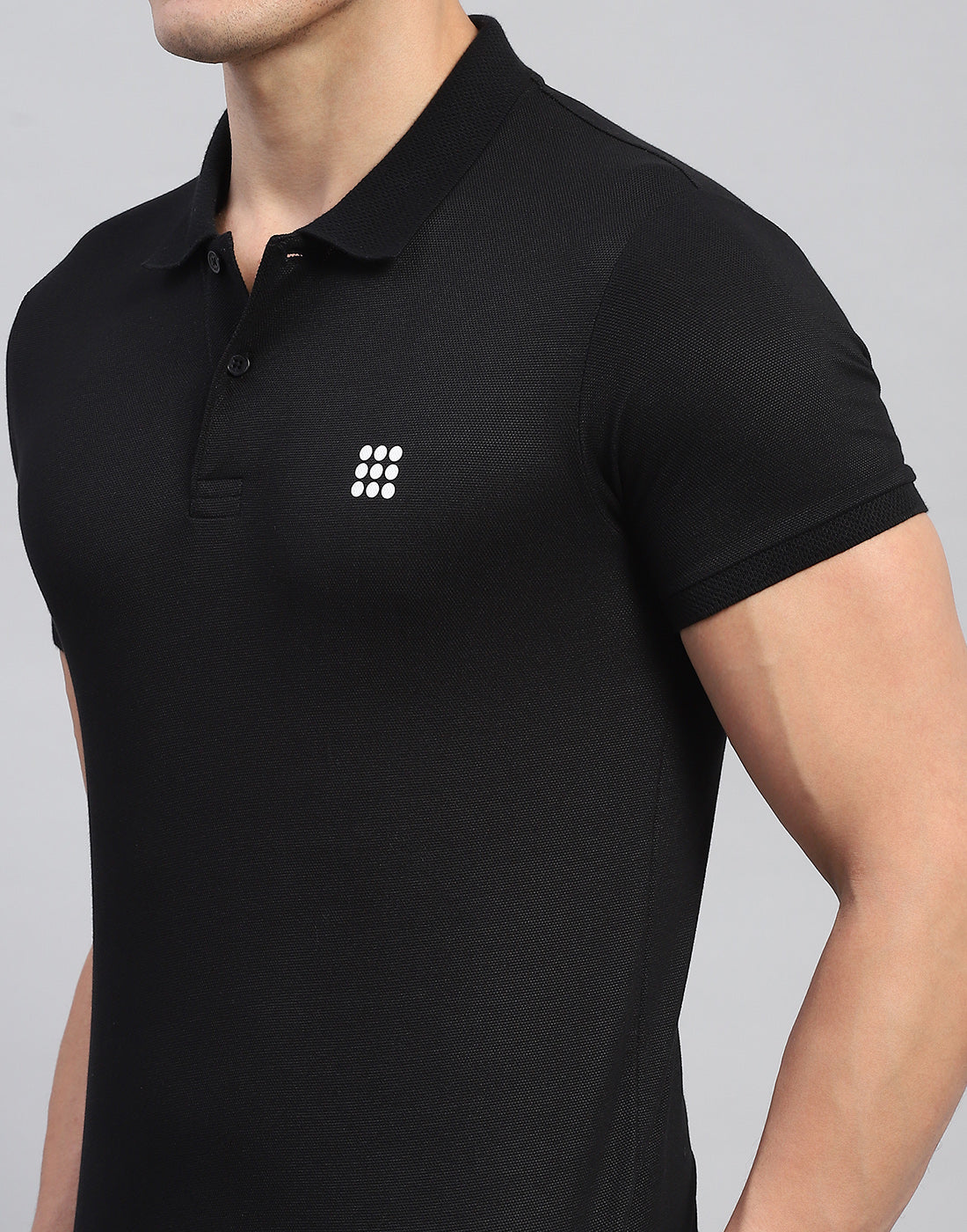 Rock.it Men Black Solid Collar Half Sleeve T-Shirt