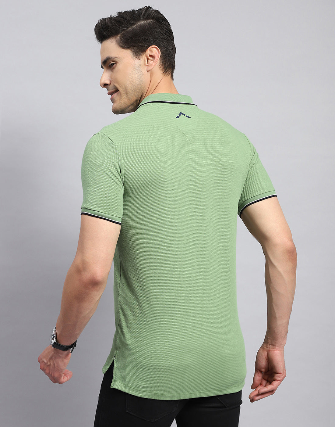 Men Green Self Design Collar Half Sleeve T-Shirt