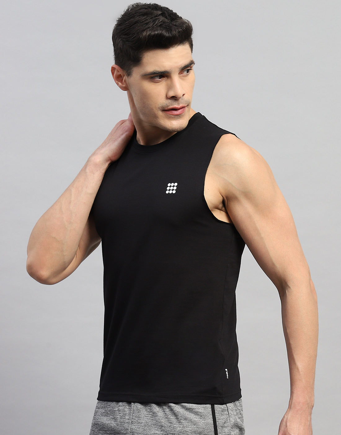Rock.it Men Black Solid Round Neck Sleeveless T-Shirt
