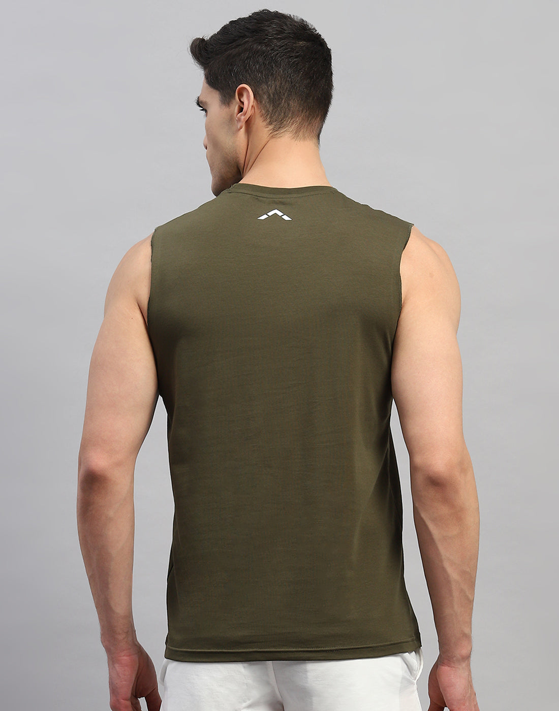 Rock.it Men Olive Solid Round Neck Sleeveless T-Shirt