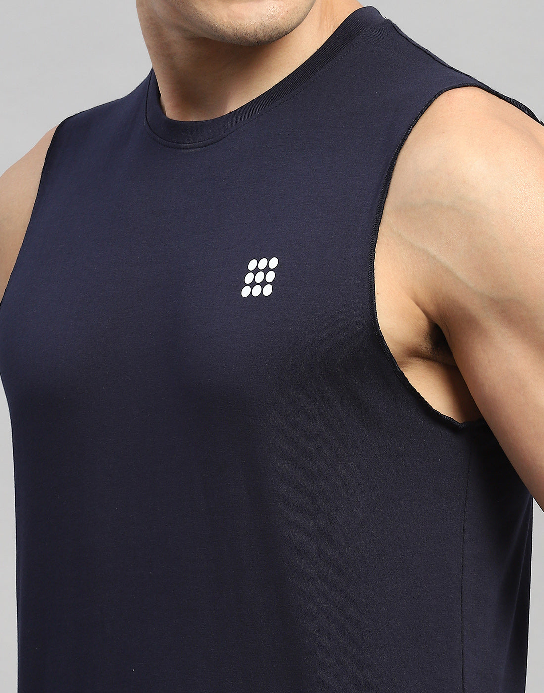 Rock.it Men Navy Blue Solid Round Neck Sleeveless T-Shirt