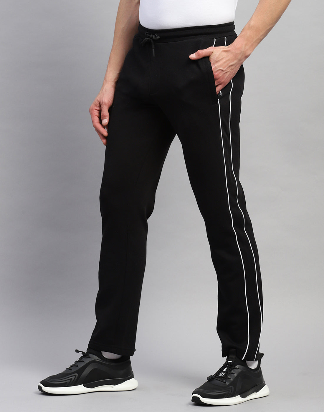 Rock.it Men Black Solid Regular Fit Lower