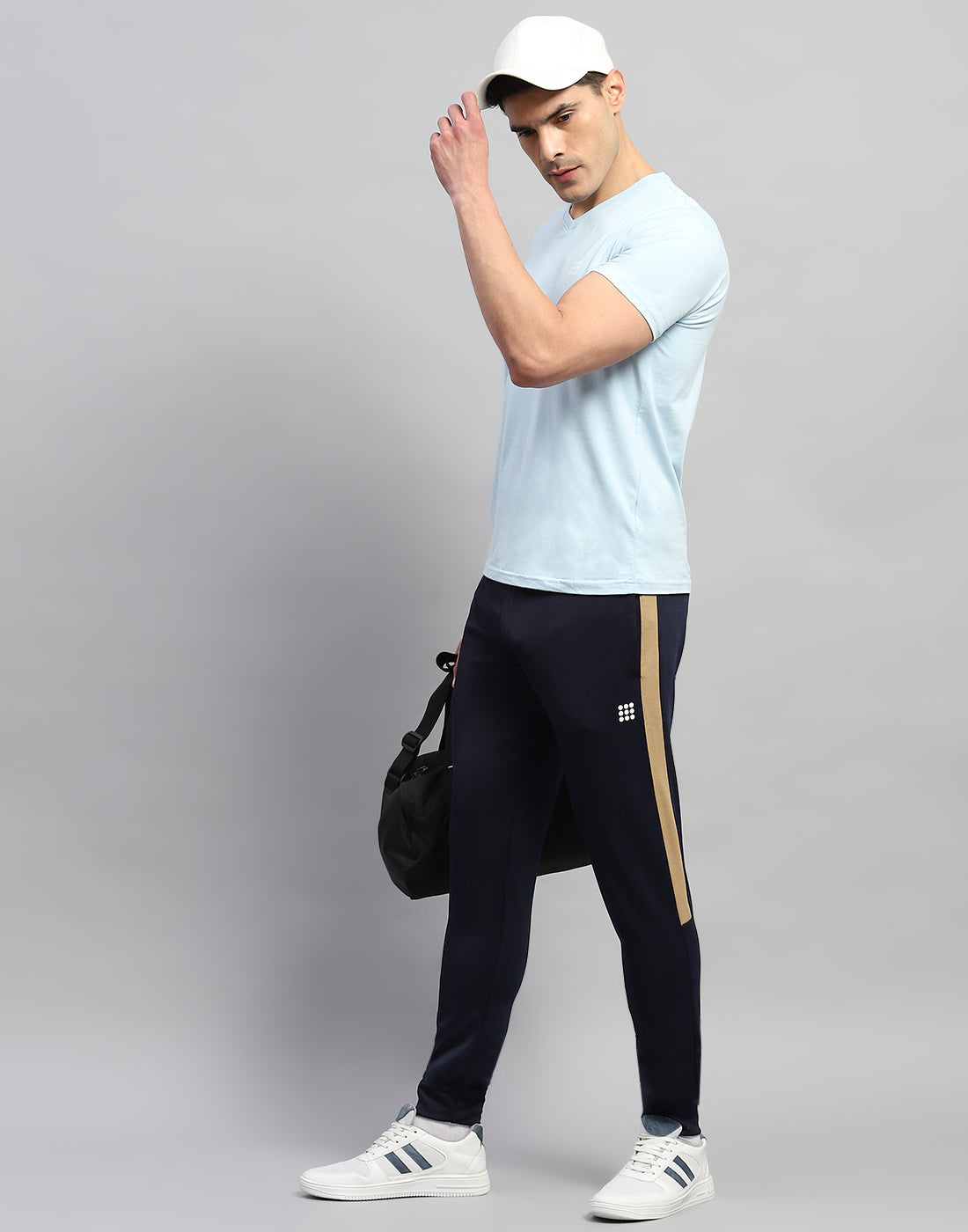 Rock.it Men Navy Blue Solid Regular Fit Jogger