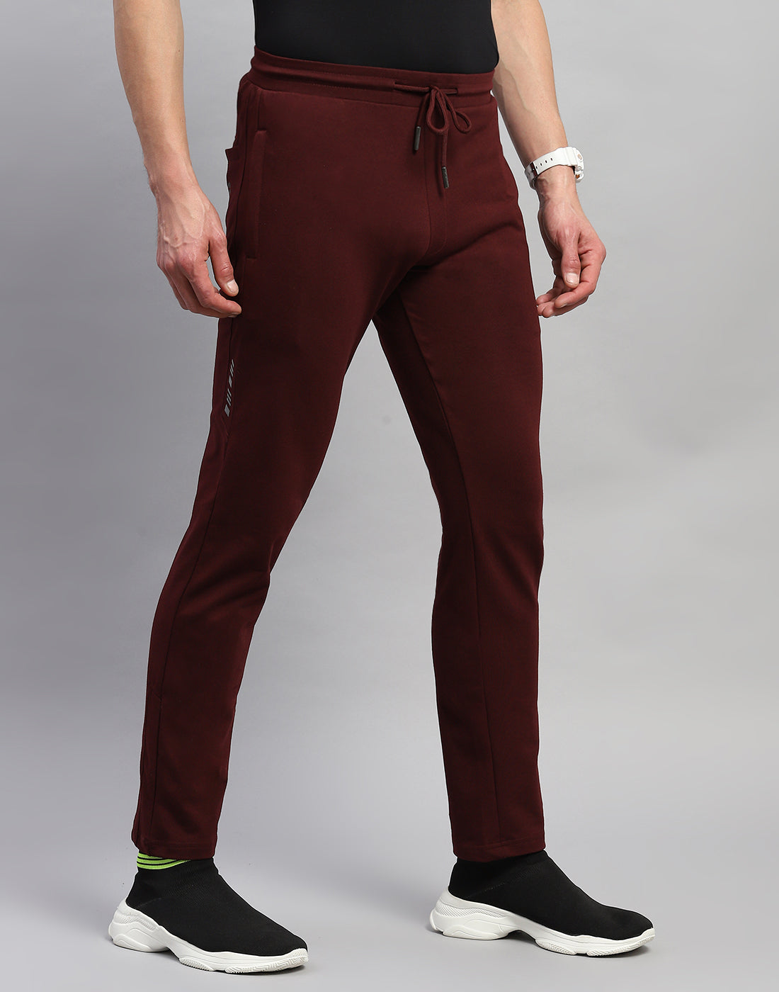 Rock.it Men Maroon Solid Regular Fit Lower