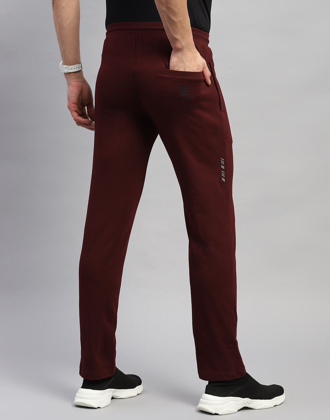 Rock.it Men Maroon Solid Regular Fit Lower