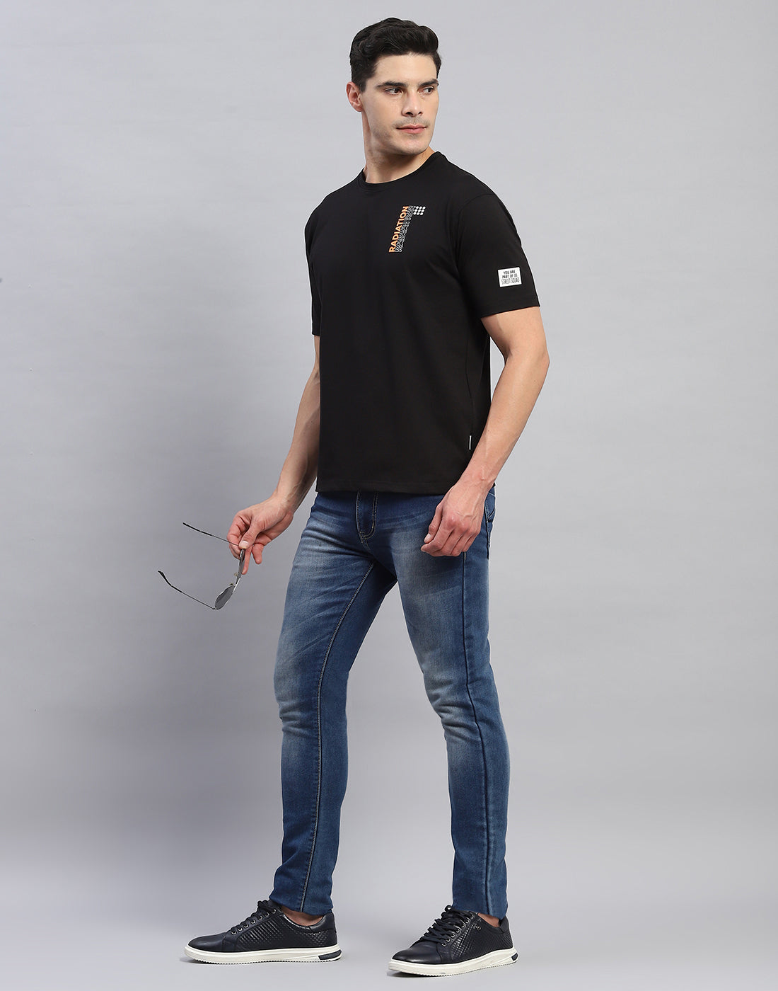 Men Black Printed Round Neck Half Sleeve T-Shirt