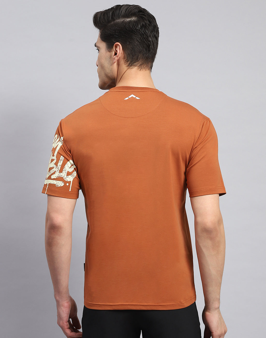 Men Rust Printed Round Neck Half Sleeve T-Shirt