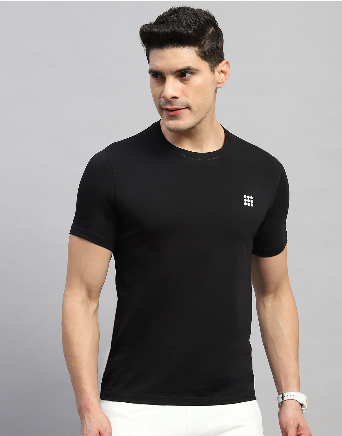 Rock.it Men Black Solid Round Neck Half Sleeve T-Shirt