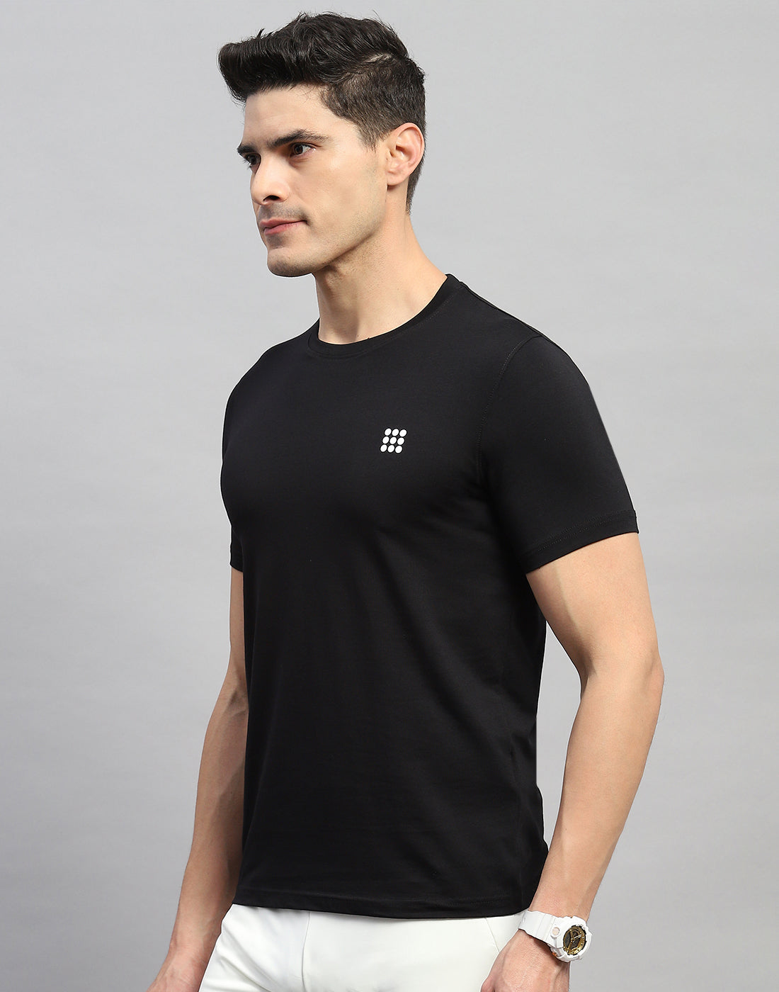 Rock.it Men Black Solid Round Neck Half Sleeve T-Shirt