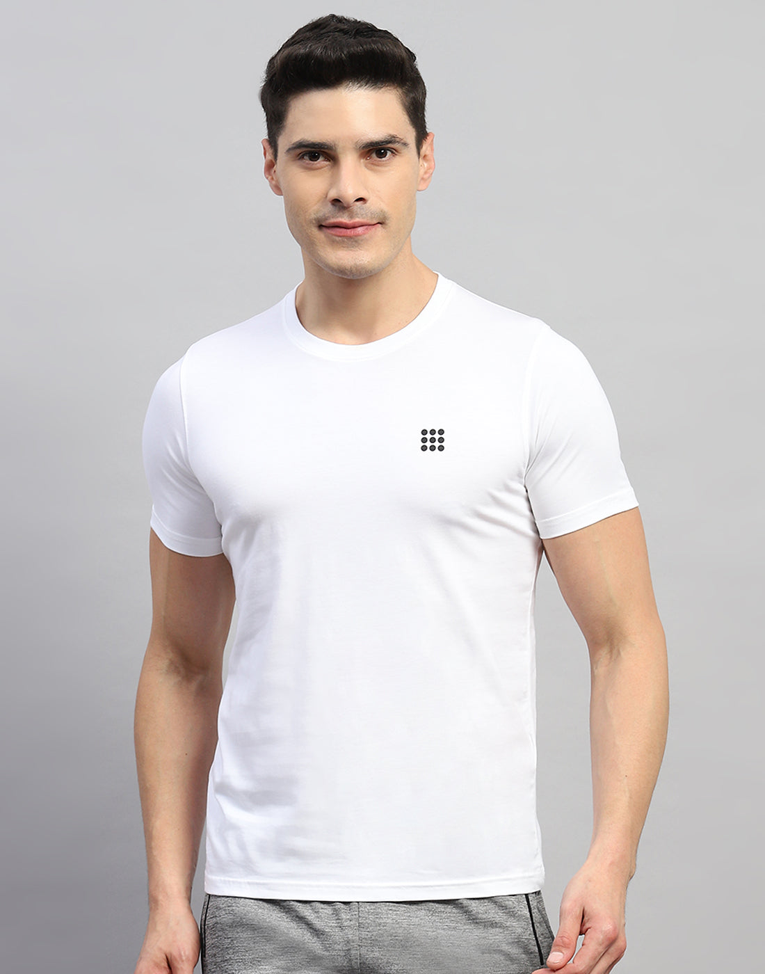 Rock.it Men White Solid Round Neck Half Sleeve T-Shirt