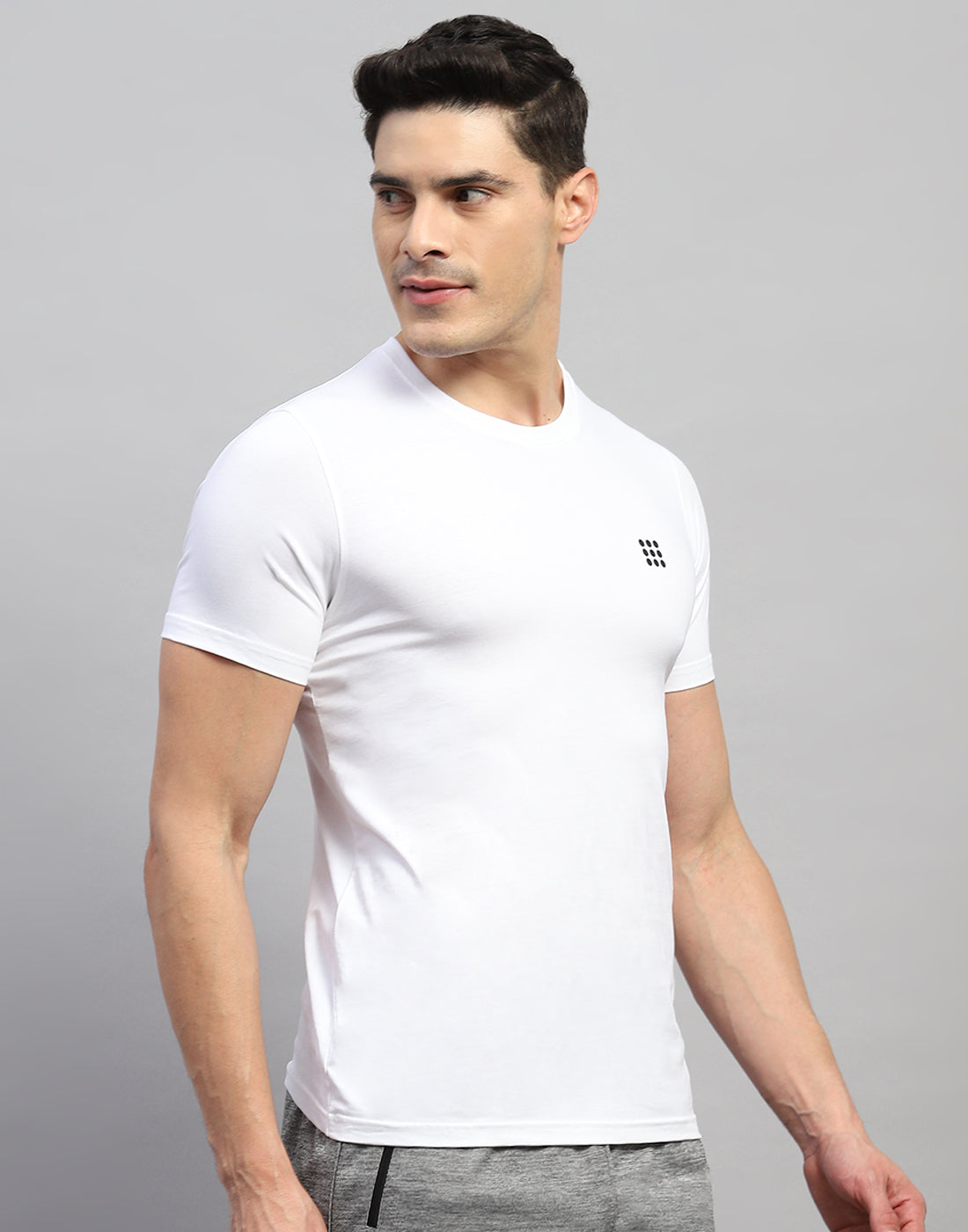 Rock.it Men White Solid Round Neck Half Sleeve T-Shirt