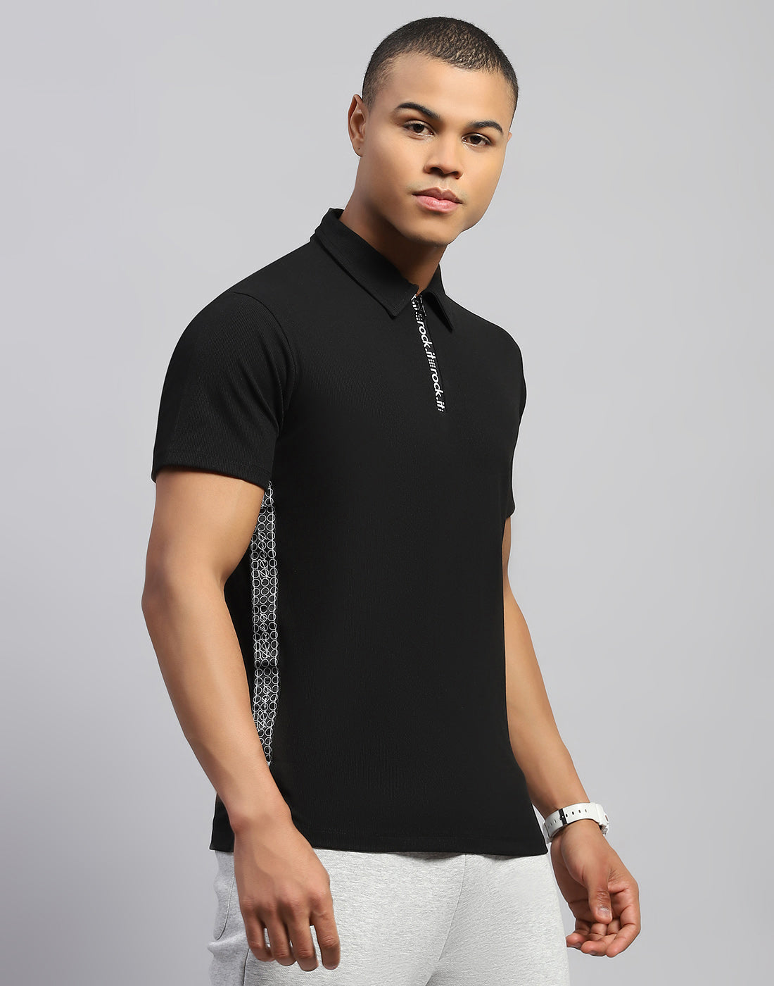 Rock.it Men Black Solid Polo Collar Half Sleeve T-Shirt