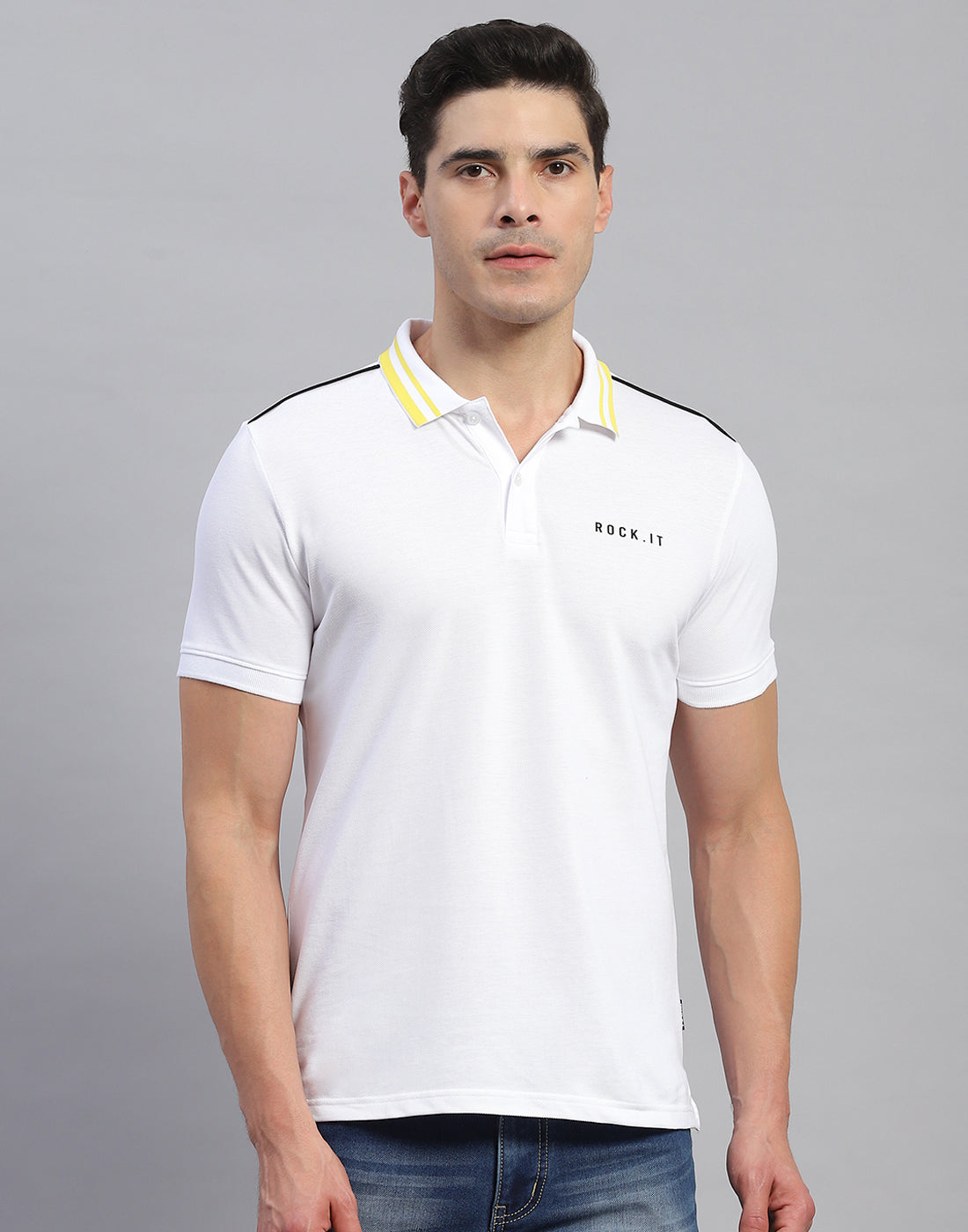 Men White Solid Collar Half Sleeve T-Shirt - Main Image