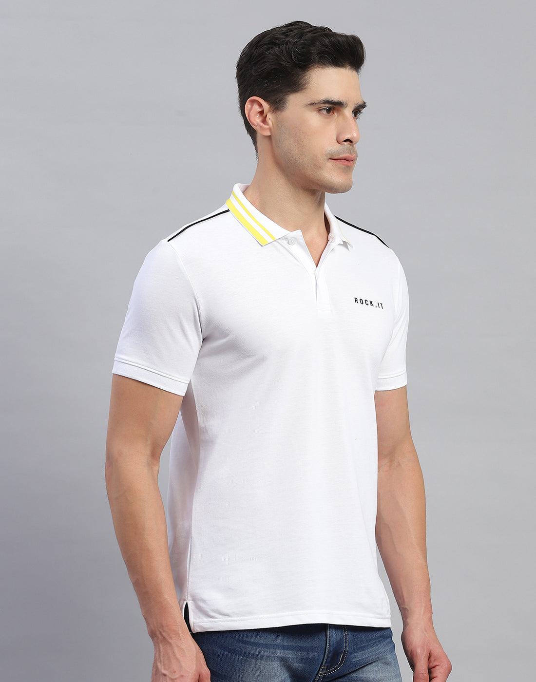 Rock.it Men White Solid Collar Half Sleeve T-Shirt