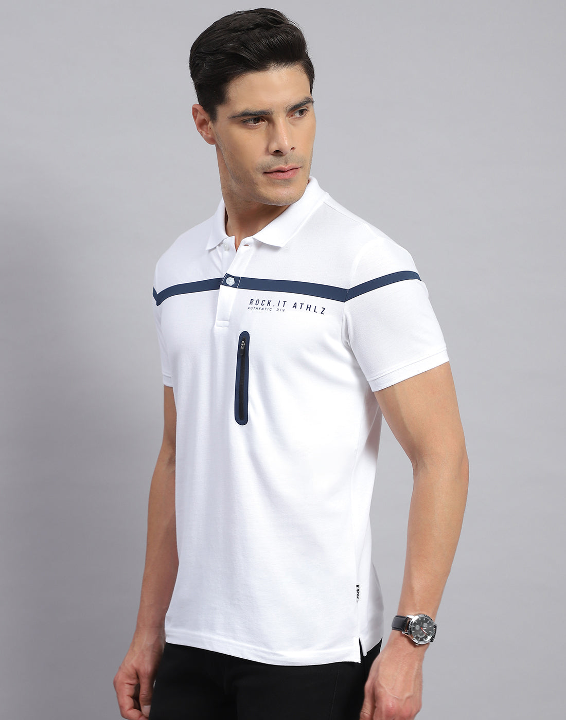 Rock.it Men White Solid Collar Half Sleeve T-Shirt
