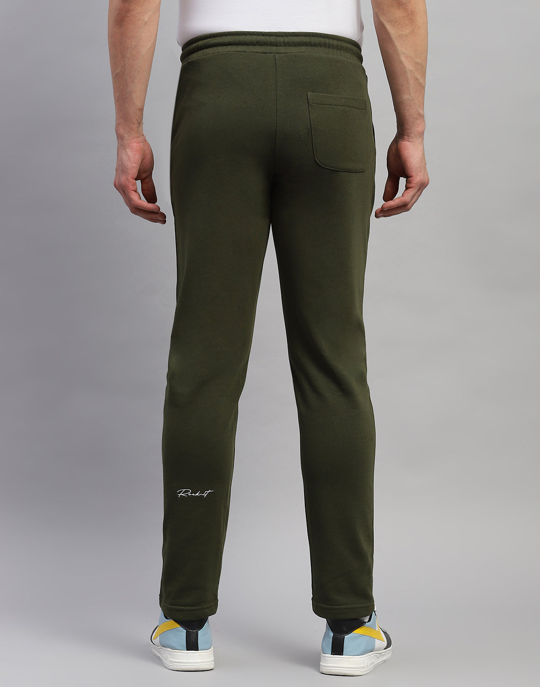 Rock.it Men Olive Solid Regular Fit Lower