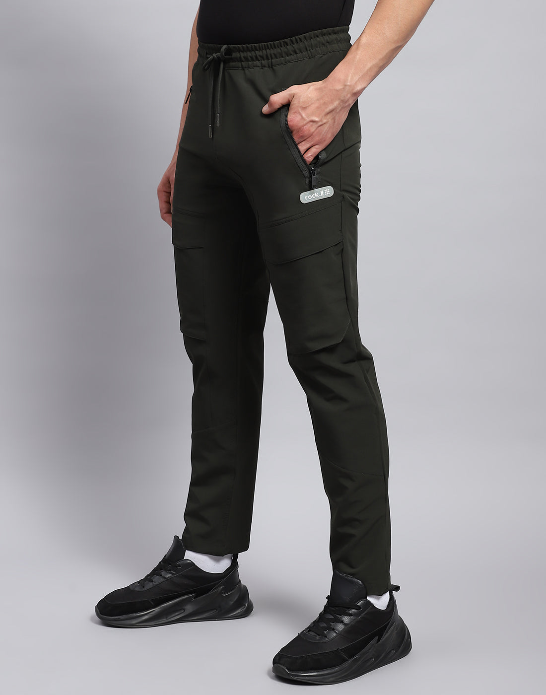 Rock.it Men Olive Solid Regular Fit Jogger