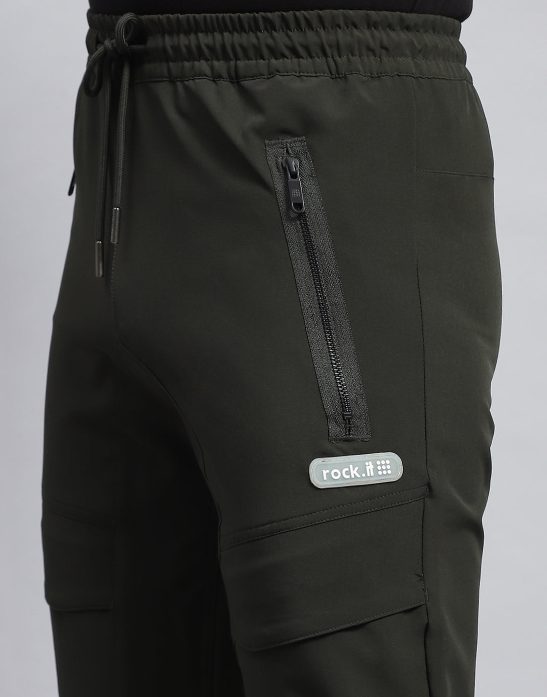 Rock.it Men Olive Solid Regular Fit Jogger