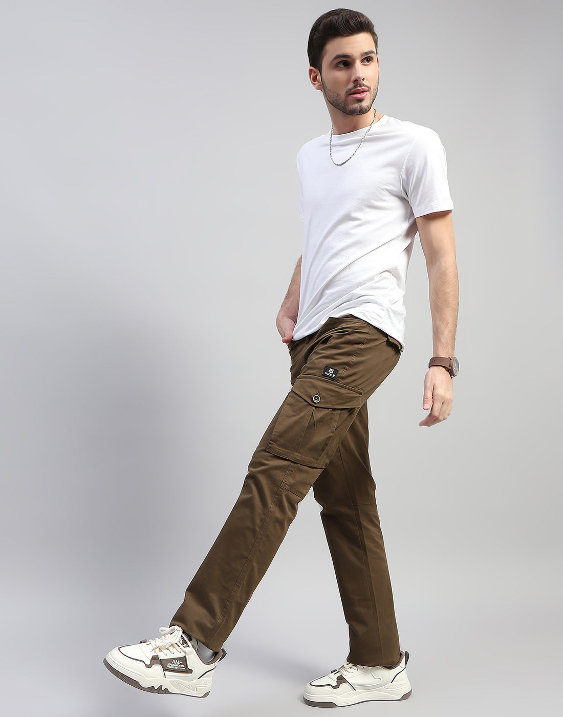 Rock.it Men Brown Solid Regular Fit Cargo