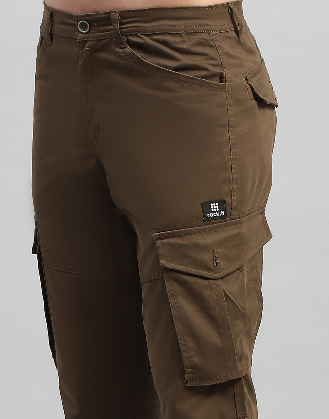 Rock.it Men Brown Solid Regular Fit Cargo