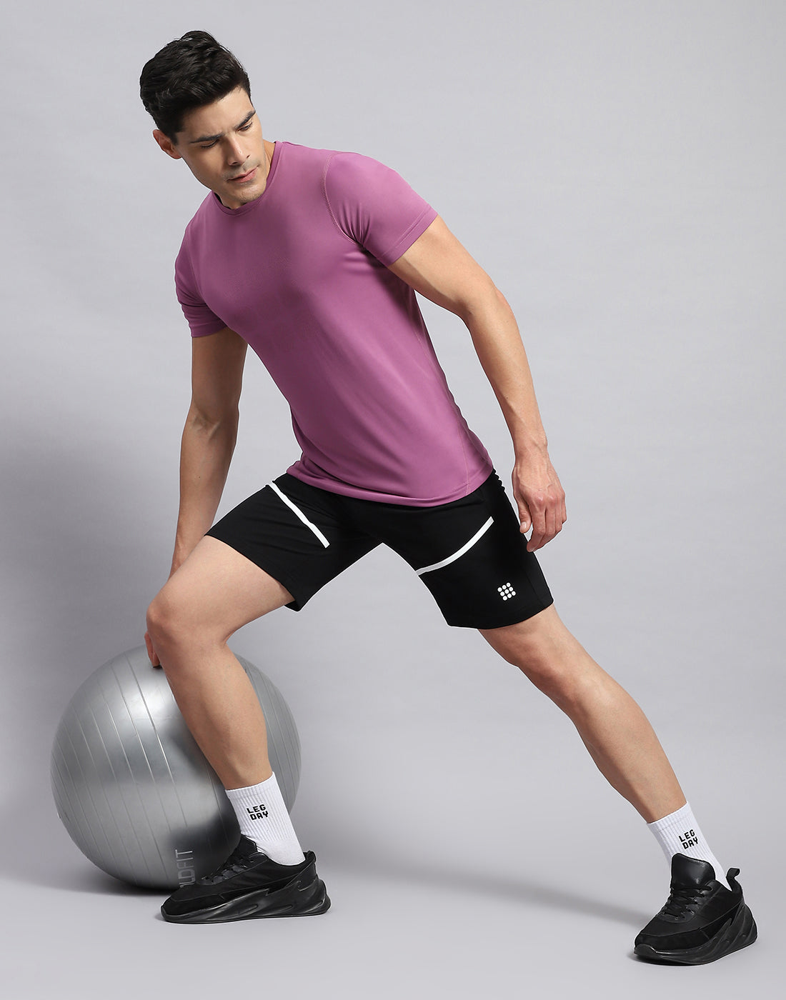 Rock.it Men Black Solid Smart Fit Short